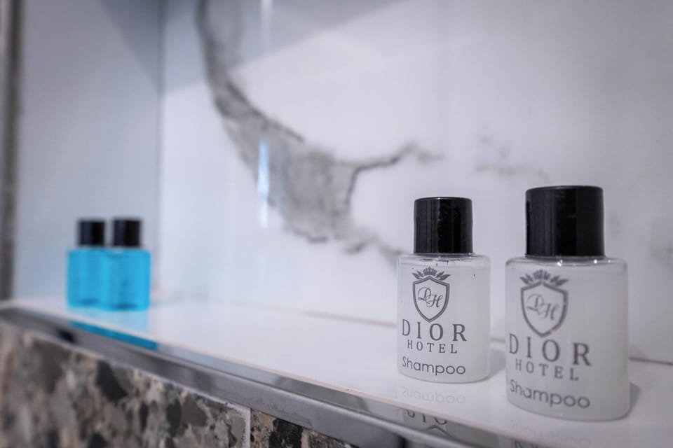 Deluxe Double Room | Bathroom | Bathrobes, slippers, bidet