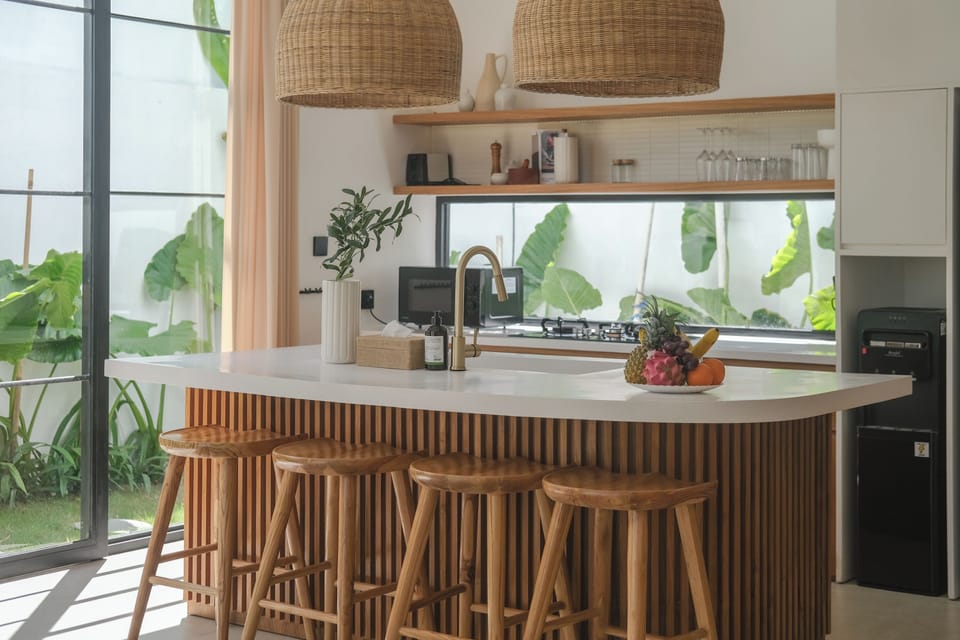 Design Villa | Private kitchen | Fridge, microwave, stovetop, cookware/dishes/utensils