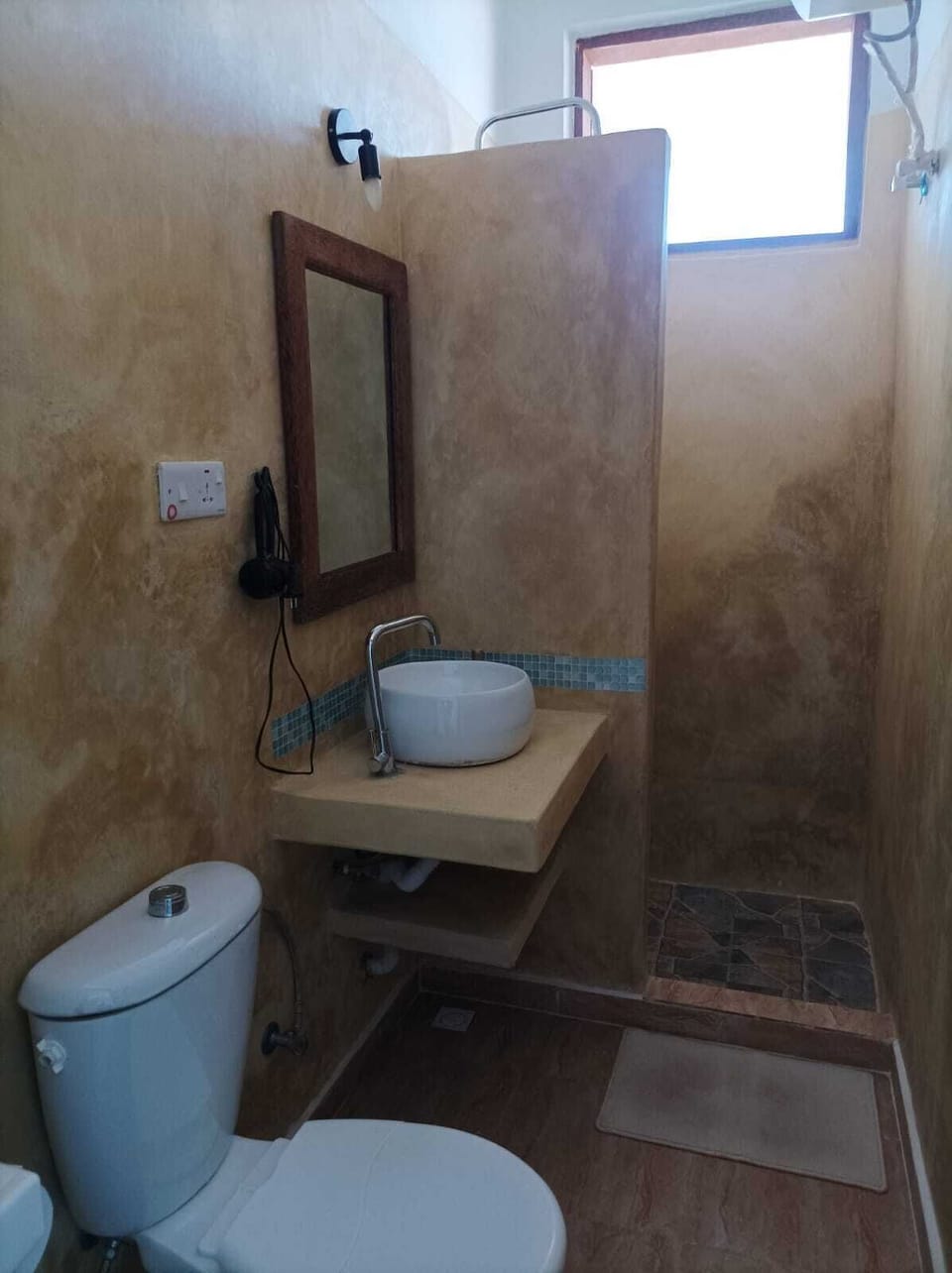 In-room safe, desk, blackout drapes, free WiFi
