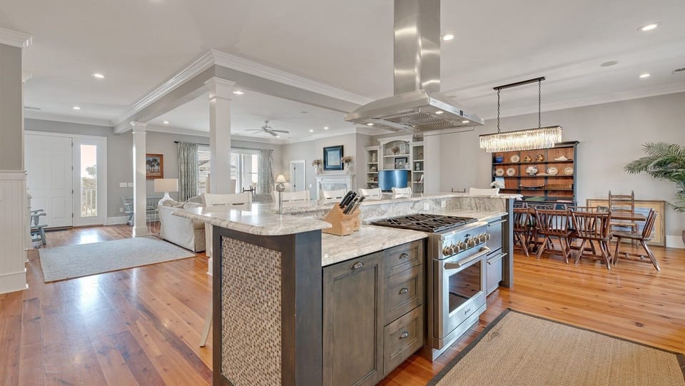 House, Multiple Bedrooms | Private kitchen | Coffee/tea maker, fridge, oven, toaster