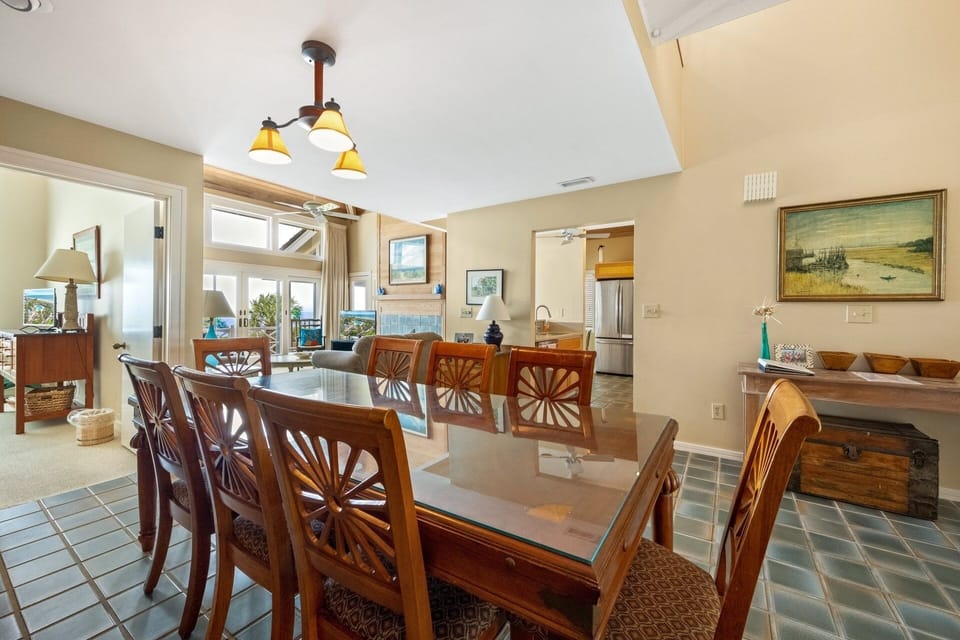 Condo, 4 Bedrooms | Dining