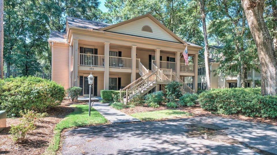 Condo, 2 Bedrooms | Exterior