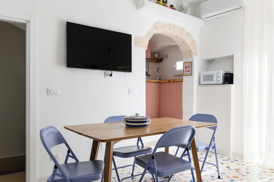 Condo, Sea View | In-room dining