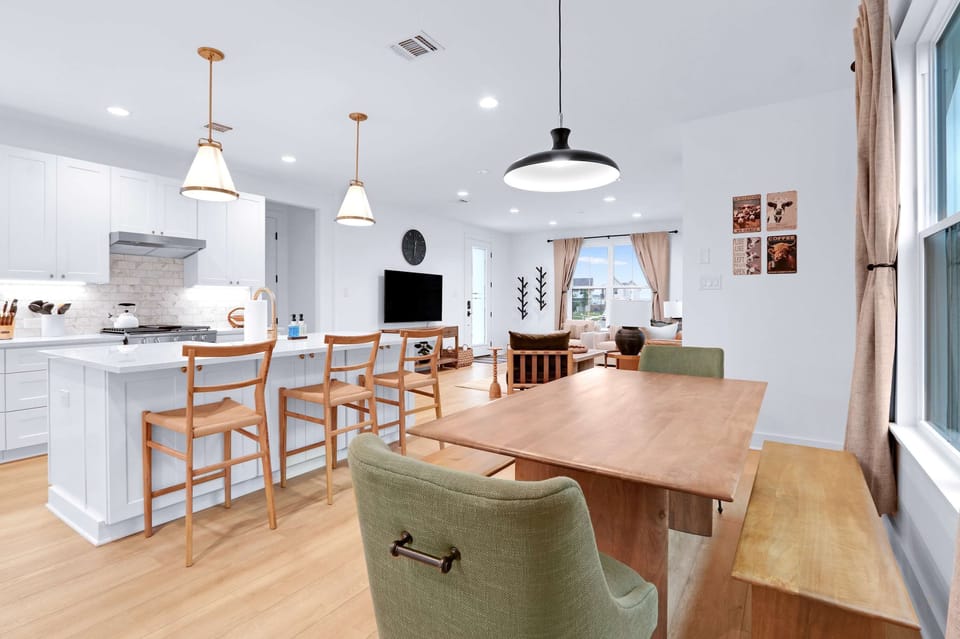 House, Multiple Beds, Patio, Garden View (Chic Modern Farm Haus) | Dining