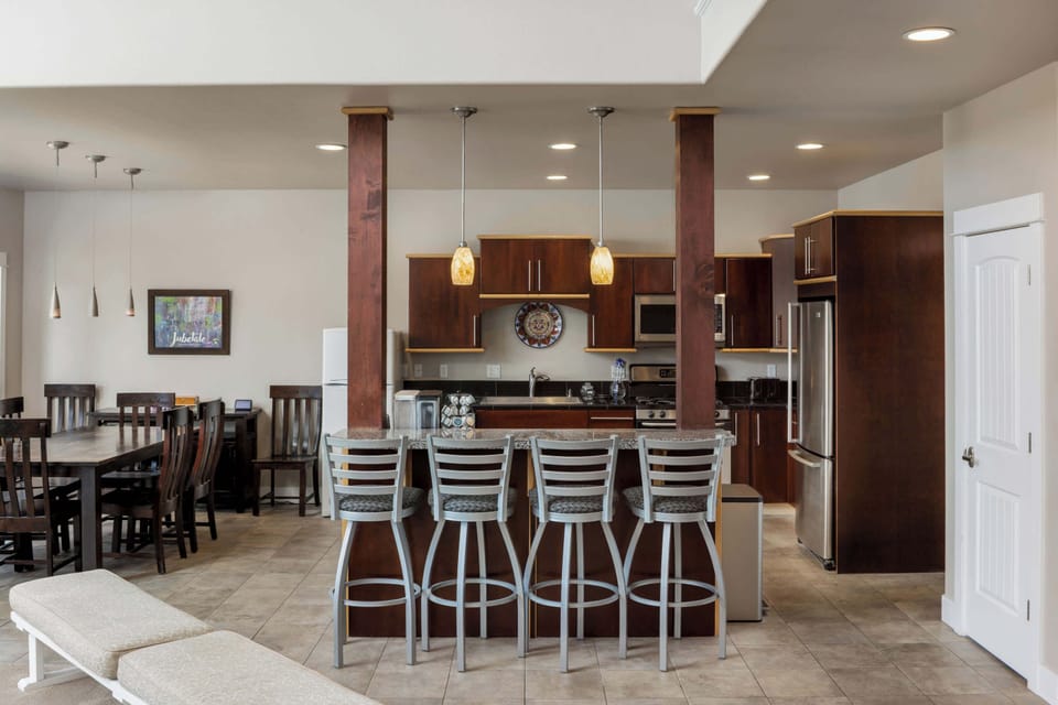 House, Multiple Beds, Patio (Edradour Estates) | Private kitchen | Coffee/tea maker