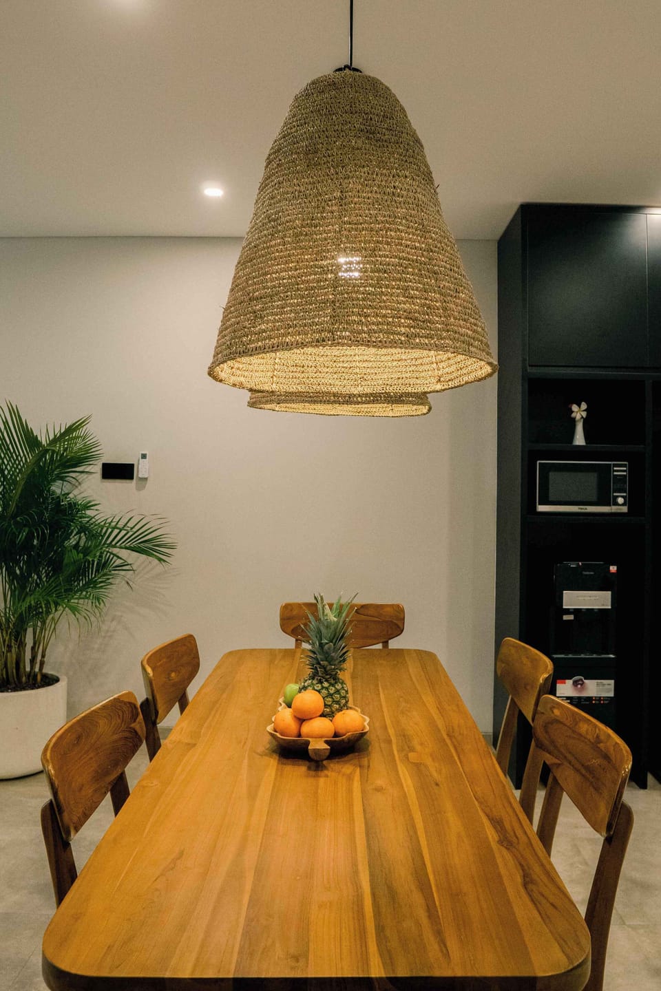 Premium Villa, 2 Bedrooms, Non Smoking, Kitchen | In-room dining
