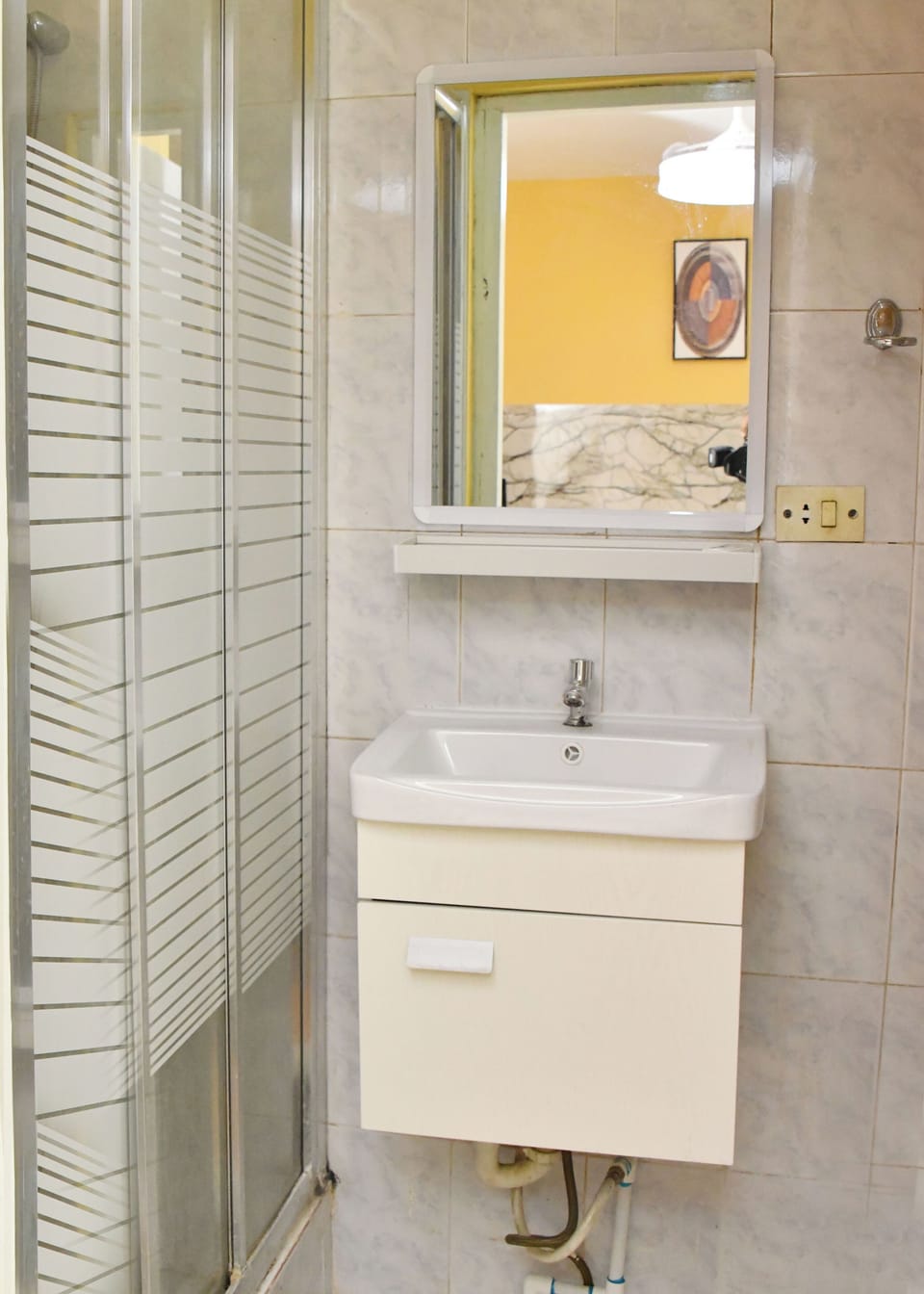 Comfort Double Room Single Use, Pool View | Bathroom | Shower, towels, soap, toilet paper