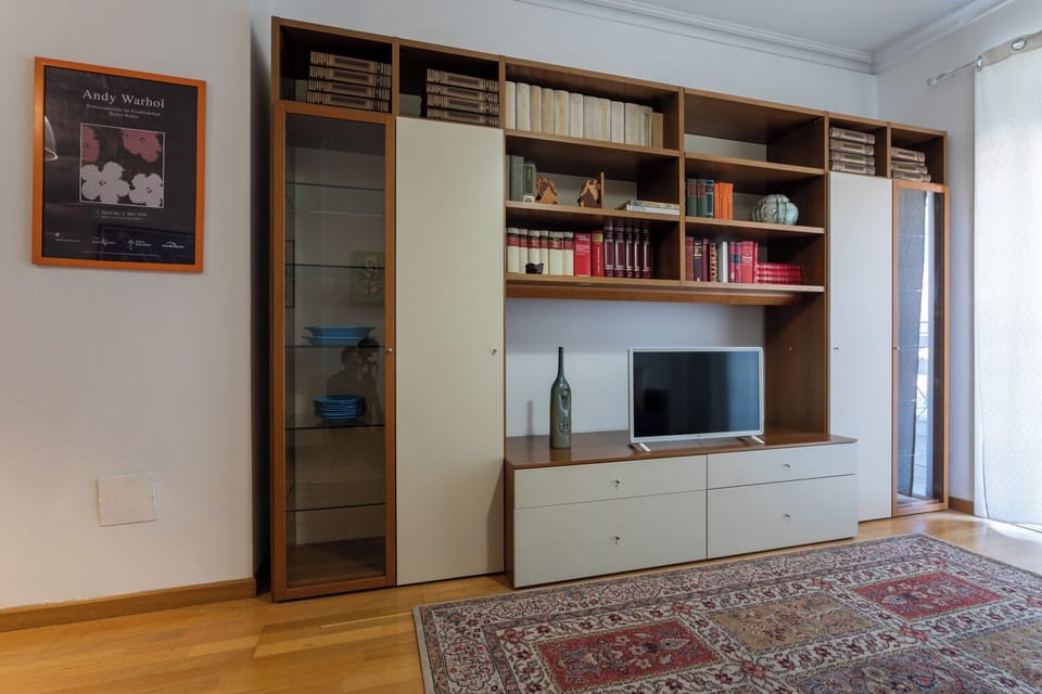Apartment | Living area | 35-inch TV with digital channels