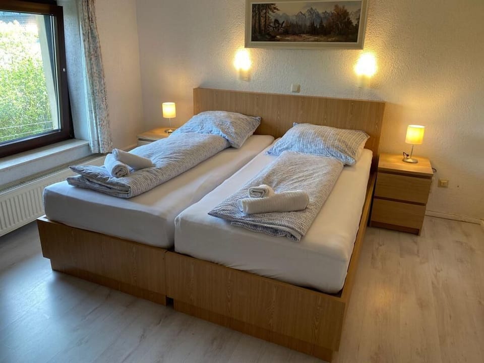 Standard Double or Twin Room | Desk, free WiFi