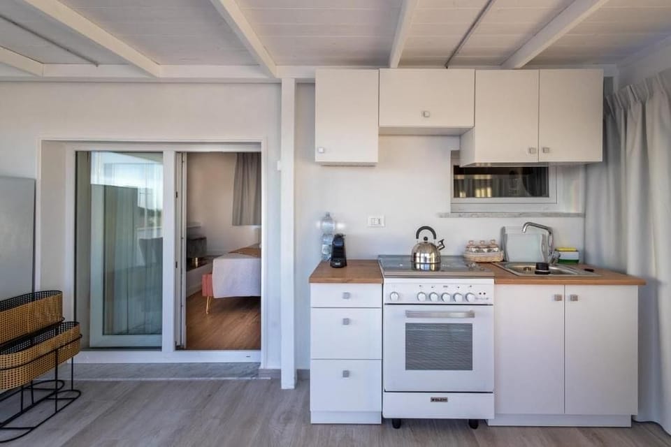 Panoramic Penthouse, Sea View | Private kitchen