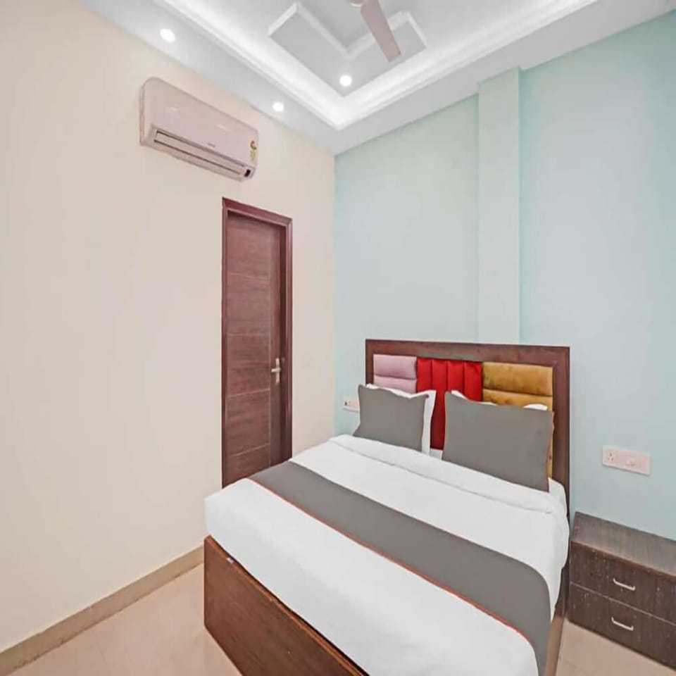 Standard Double Room | Free WiFi