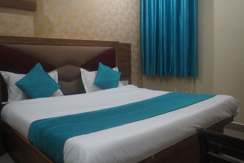 Basic Single Room | Free WiFi