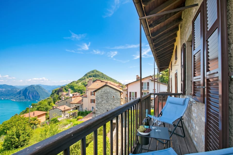 Family Townhome, 1 Bedroom, Microwave (Angelina: Panoramic Lake View House) | Property grounds