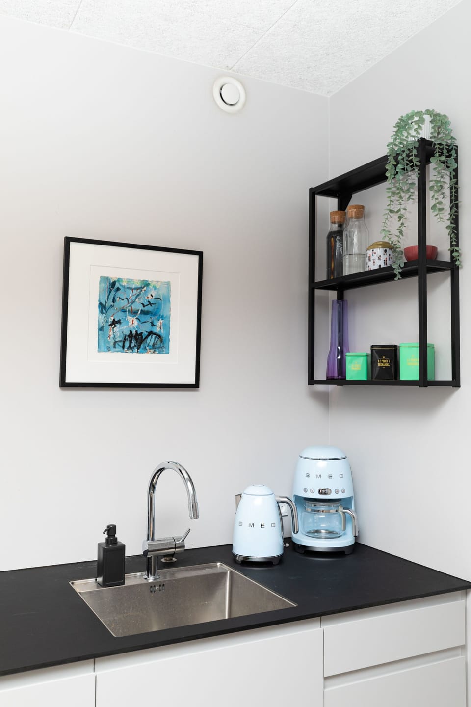 Apartment | Private kitchen | Coffee/tea maker, full-size fridge, electric kettle