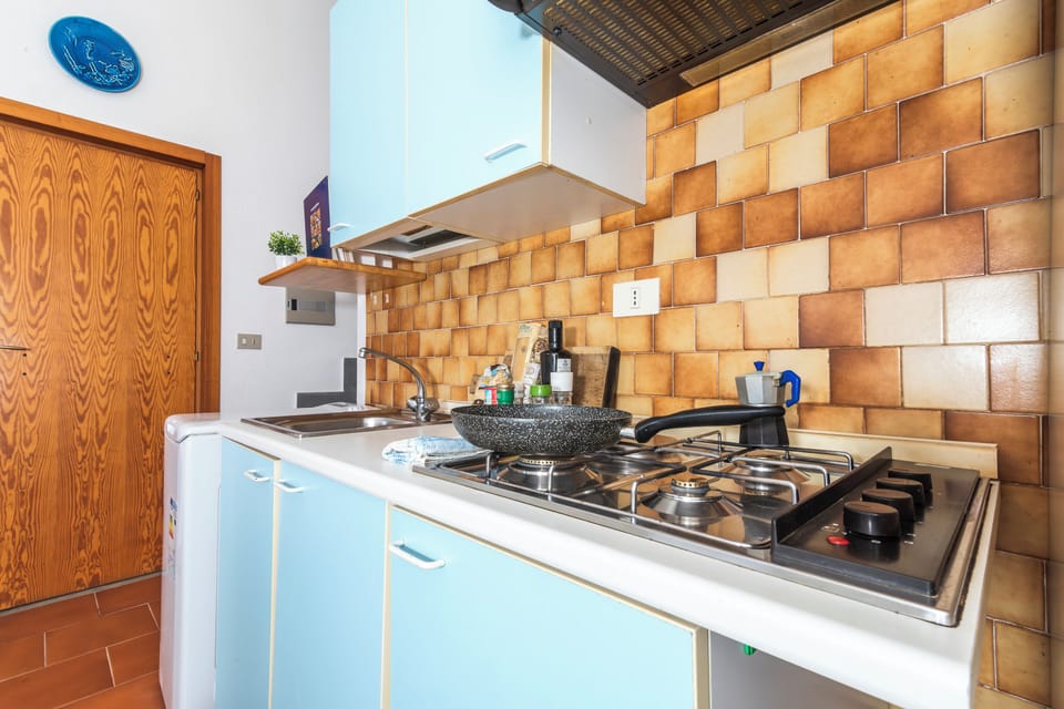 Standard Townhome, 1 Bedroom, Balcony (Casa La Boa) | Private kitchen