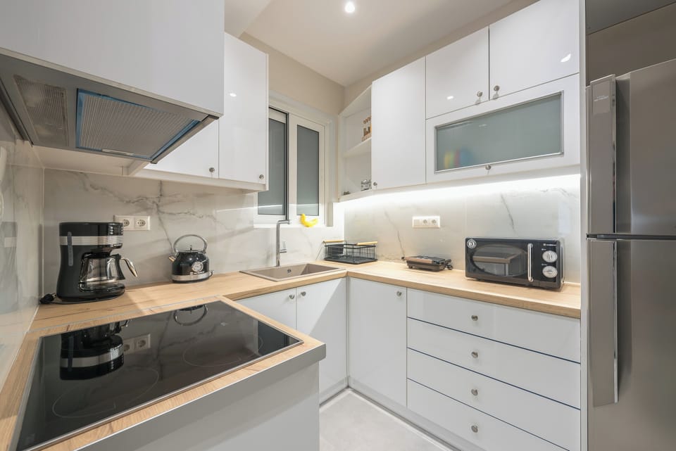 Comfort Apartment, Balcony | Private kitchen | Espresso maker, coffee/tea maker, electric kettle, toaster