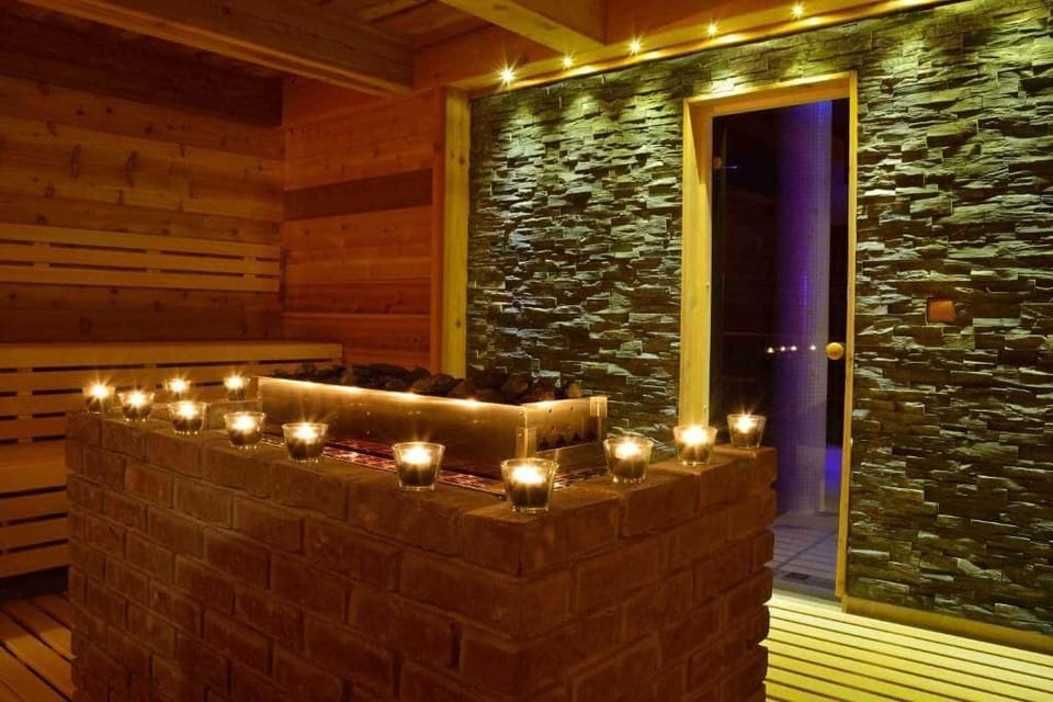Sauna, hot tub, steam room, body treatments, sports massages