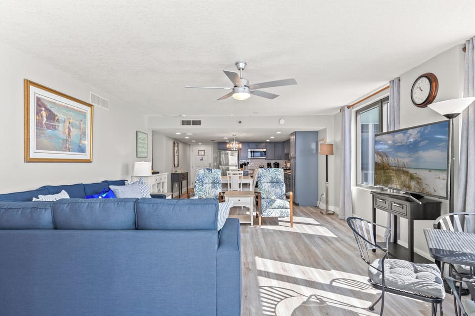 Condo, Multiple Beds, Balcony, Ocean View (Watercrest 1502) | Living area | 42-inch flat-screen TV with digital channels