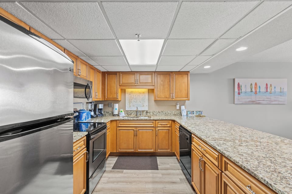 Condo, Multiple Beds, Balcony, Ocean View (Watercrest 906) | Private kitchen | Fridge, microwave, oven, stovetop