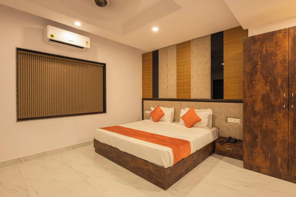 Premium Double Room, City View | Egyptian cotton sheets, premium bedding, Select Comfort beds