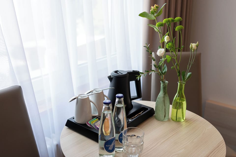 Double or Twin Room, Park View | Hypo-allergenic bedding, down comforters, desk, laptop workspace