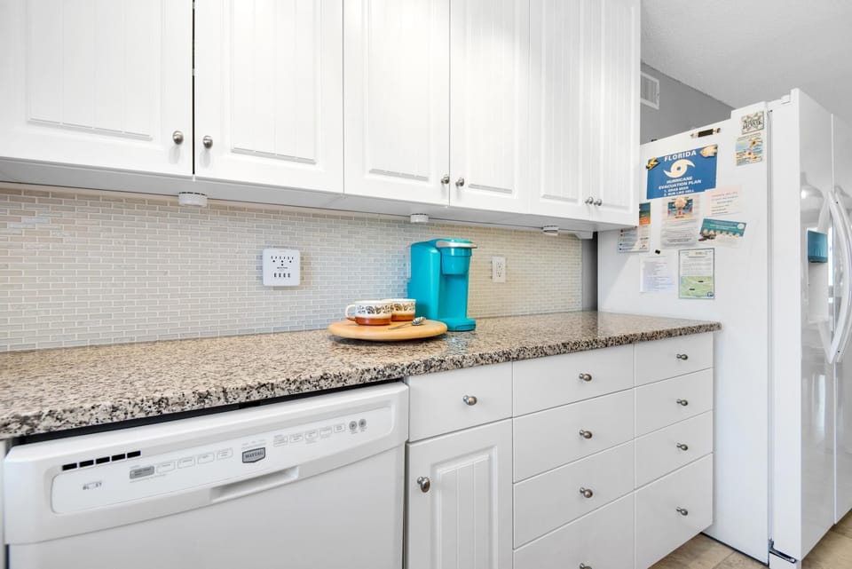 Condo, Multiple Beds (Villas on the Gulf unit H5) | Interior