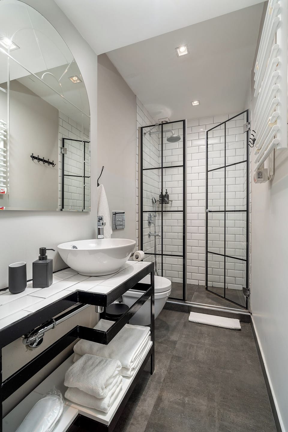 Shower, free toiletries, hair dryer, slippers