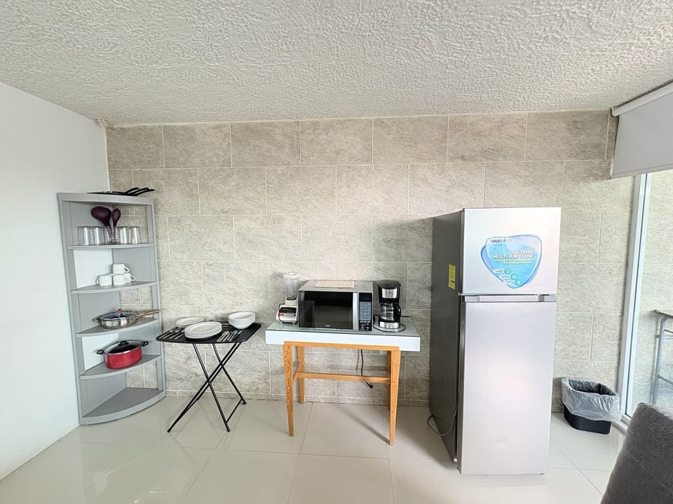 Fridge, microwave, oven, dishwasher