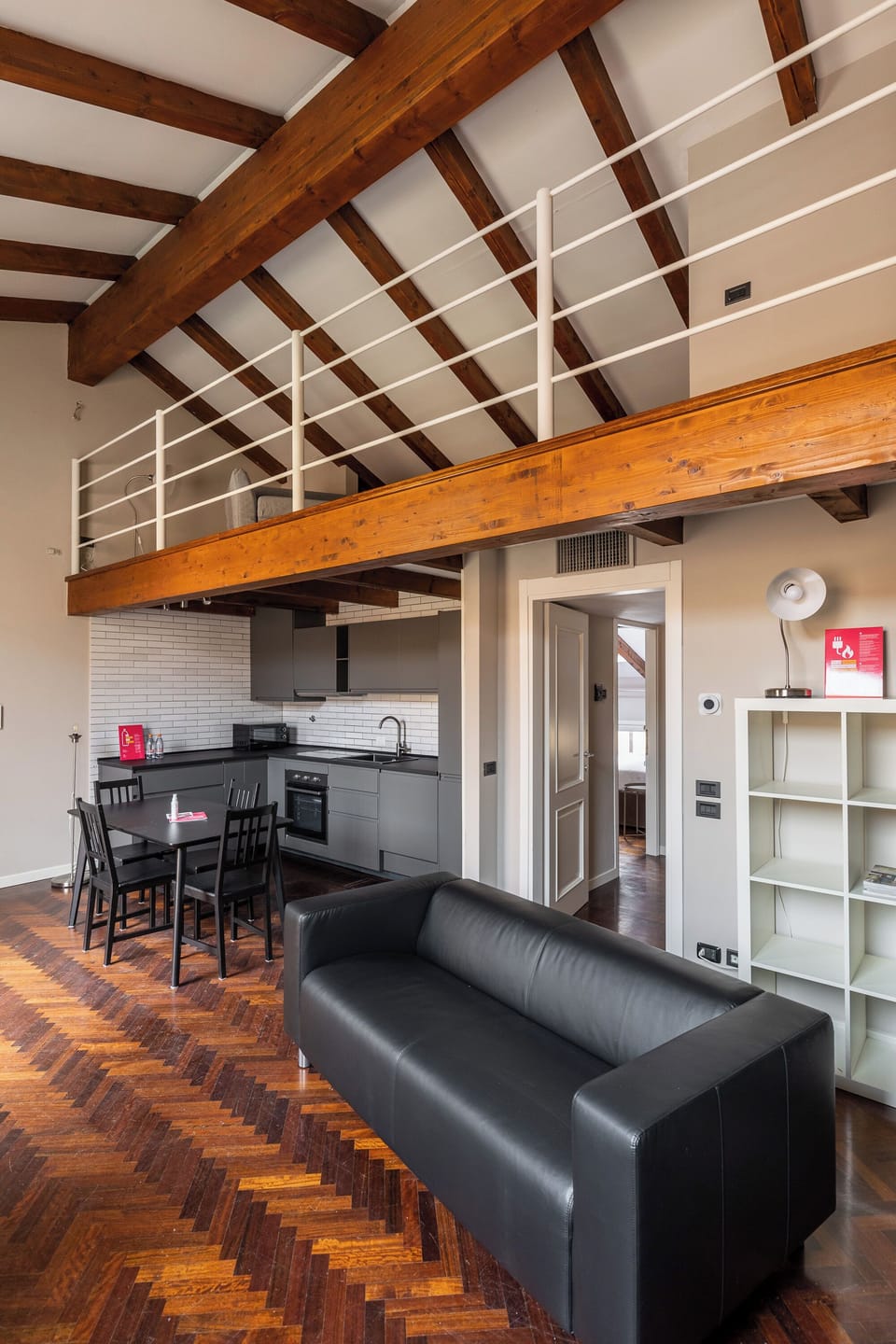 Apartment | Living area | 35-inch TV with digital channels
