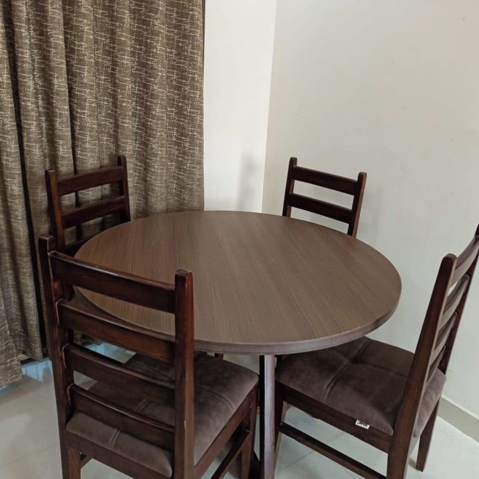 Deluxe Apartment, Balcony, City View | 20 bedrooms, desk, laptop workspace, iron/ironing board