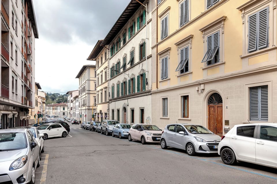 Apartment | Street view