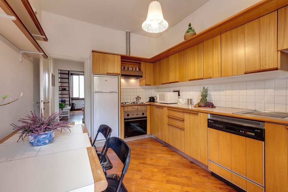 Apartment | Dining room