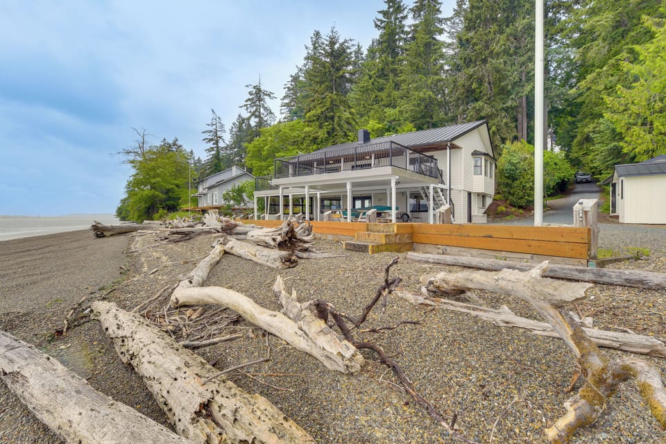 House (3 Bedrooms) | Front of property