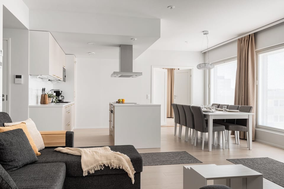 Premium Apartment, River View | Dining room