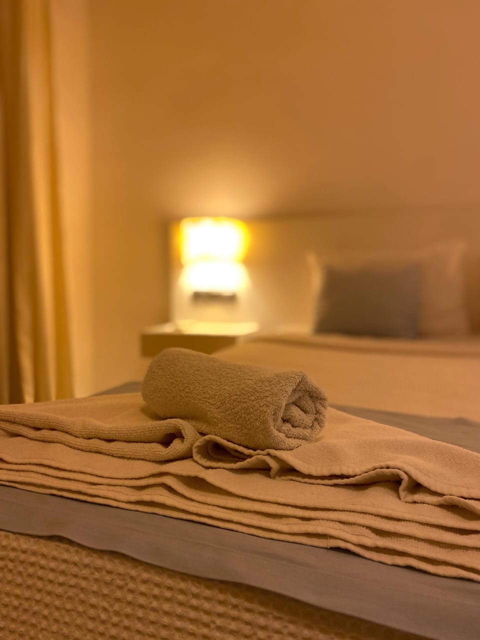 WiFi (free), bed sheets