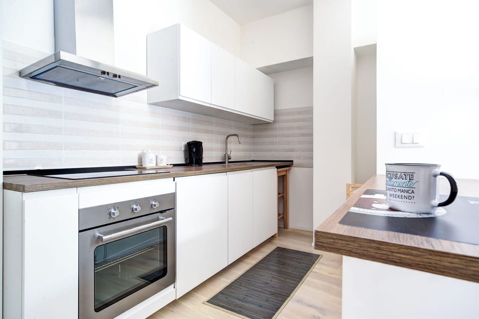 Apartment | Private kitchen | Cookware/dishes/utensils