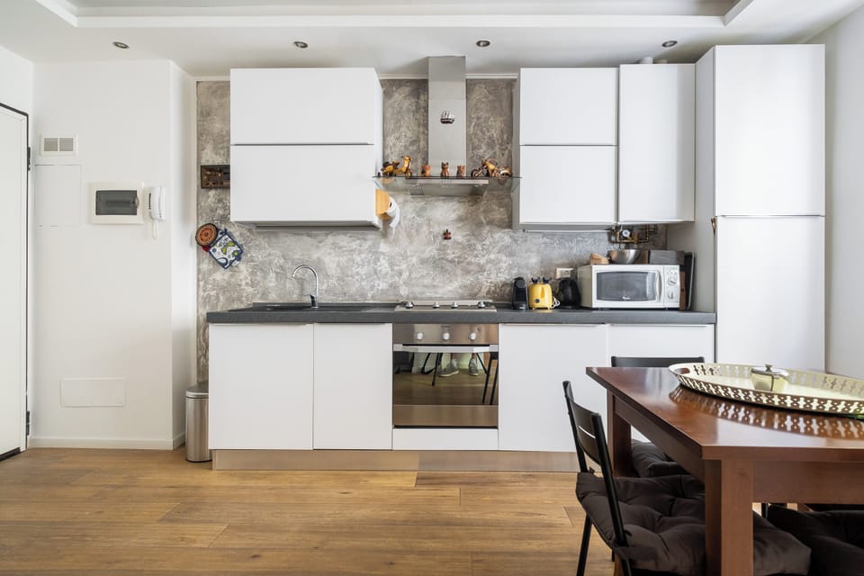 Apartment | Private kitchen | Full-size fridge, microwave, oven, stovetop