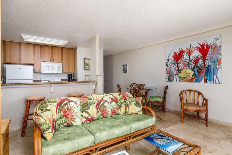 Condo, Multiple Beds (Kona Reef#A12) | Living area