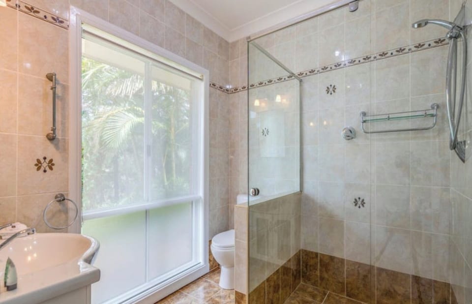 Family House, Non Smoking, City View | Bathroom
