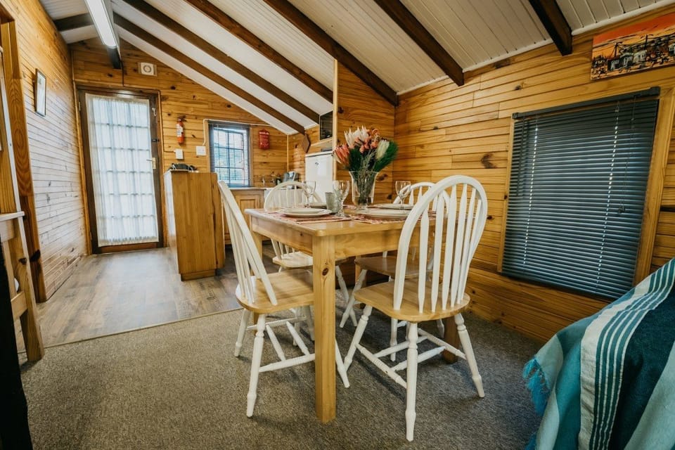 Family Room - Tsitsikamma | Private kitchen | Shared fridge, microwave, coffee/tea maker