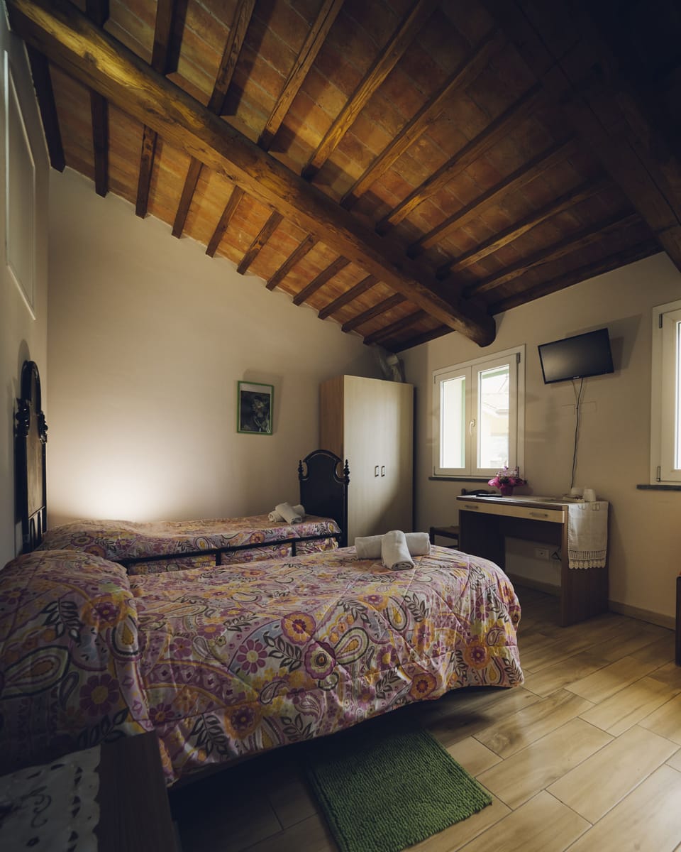 Desk, free WiFi, bed sheets