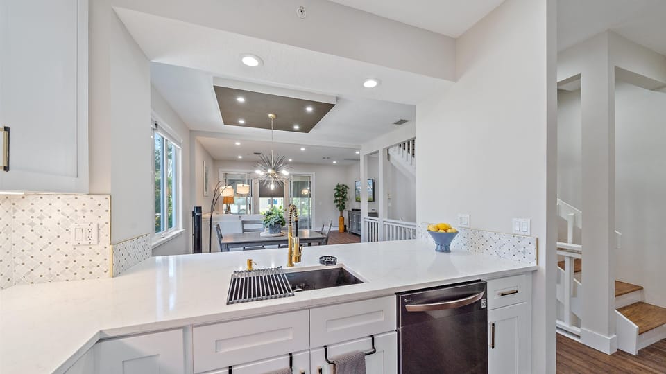 Condo, 2 Bedrooms | Private kitchen | Coffee/tea maker, fridge, oven, toaster