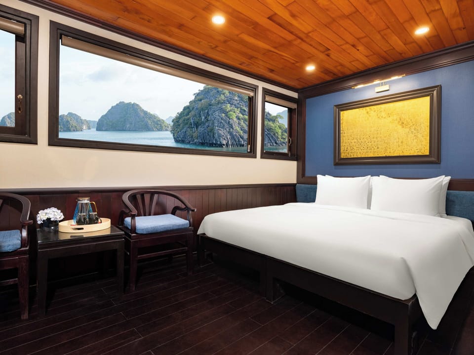 Deluxe Double Room, Sea View | Soundproofing, iron/ironing board