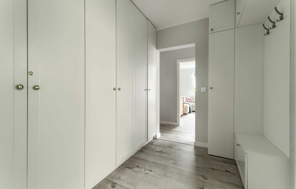 Deluxe Apartment | Living area | Flat-screen TV