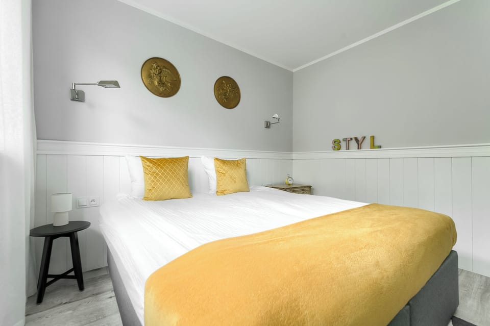 Deluxe Apartment | 2 bedrooms, iron/ironing board, WiFi (free)