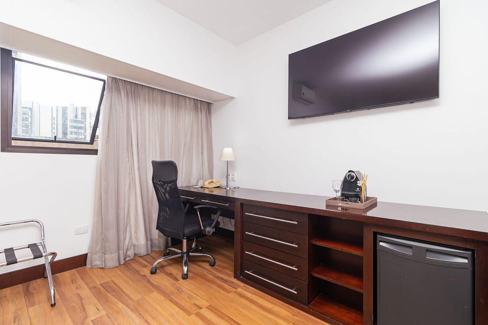 Suite | Interior