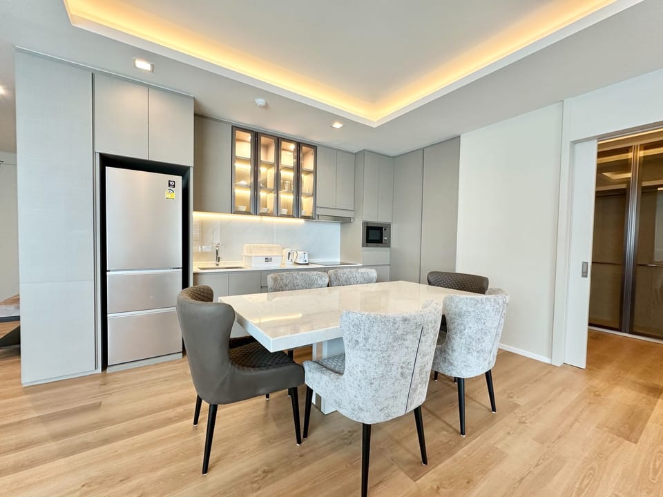 2 Bedrooms Family Deluxe | Private kitchen | Full-size fridge, microwave, stovetop
