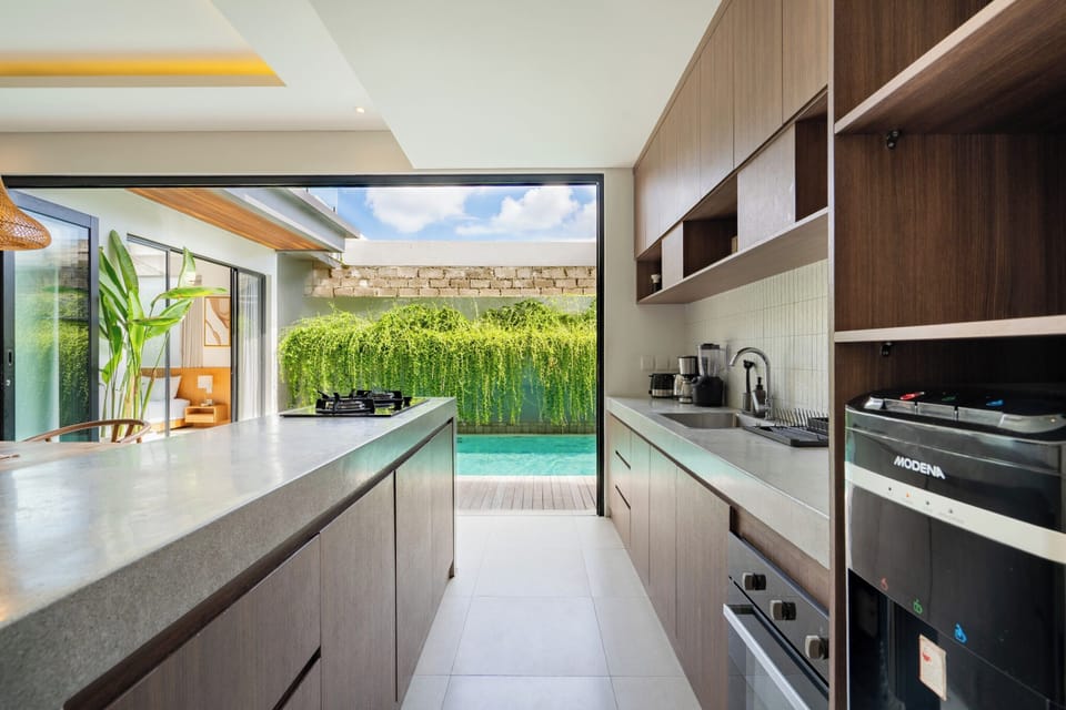 Villa | Private kitchen | Oven