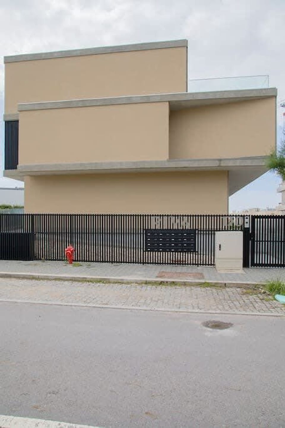 House | 1 bedroom, iron/ironing board, high-speed internet