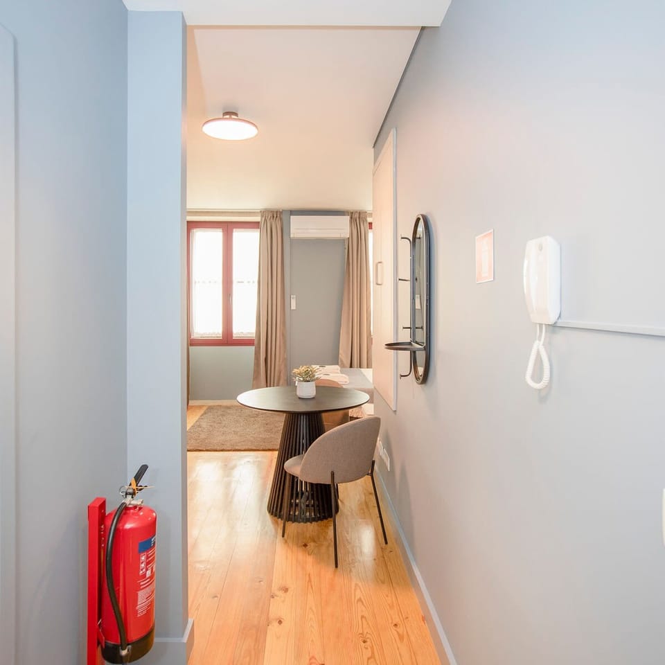 House | Internet